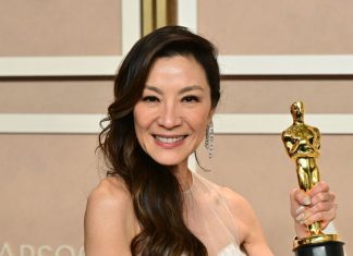 Michelle Yeoh: Cariera, Viata Personala, Avere, Copii si altele