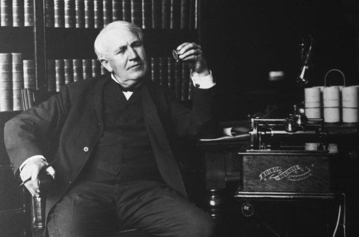 Thomas Edison - Top 10 americani inspiratori de succes