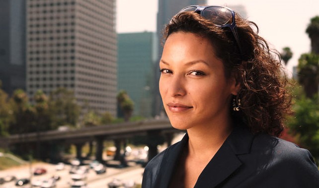 Yangzom Brauen - Top 10 cele mai populare si mai sexy actrite elvetiene din toate timpurile