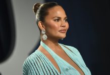 Chrissy Teigen Biografie: Cariera de model si gazda de reality show
