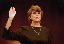Janet Reno, prima femeie care a ocupat functia de procuror general