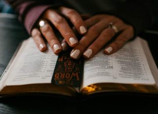 20 de versete biblice despre credinta